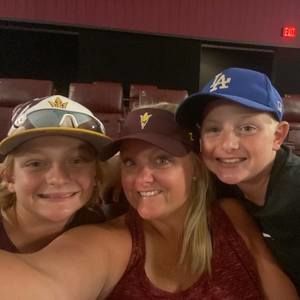 Meet your Posher, Tabitha